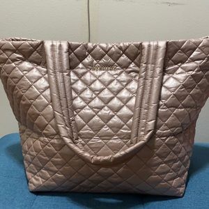 QUILTED TOTE BAG